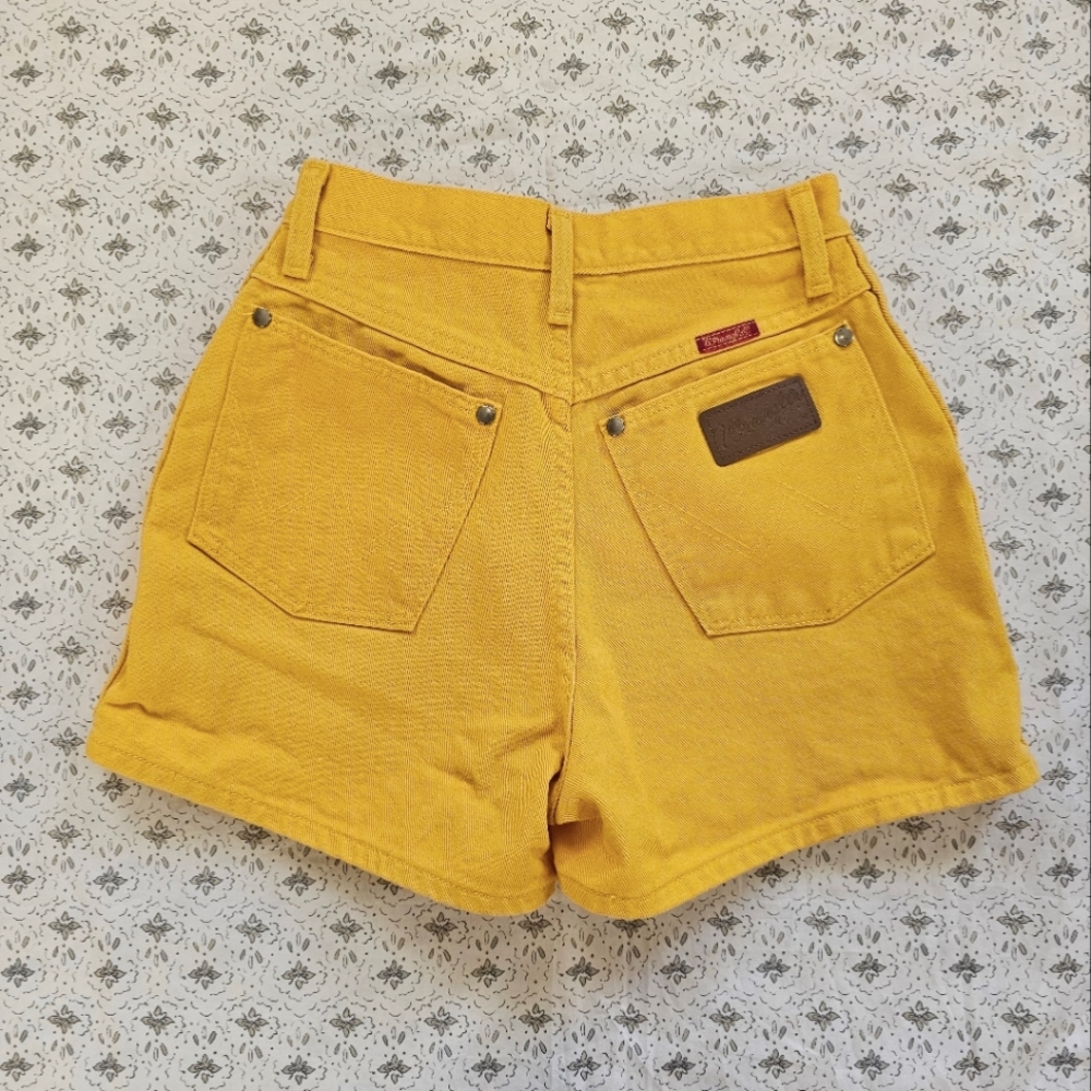 Vintage Wrangler Super High Rise Shorts - Picture 4 of 5